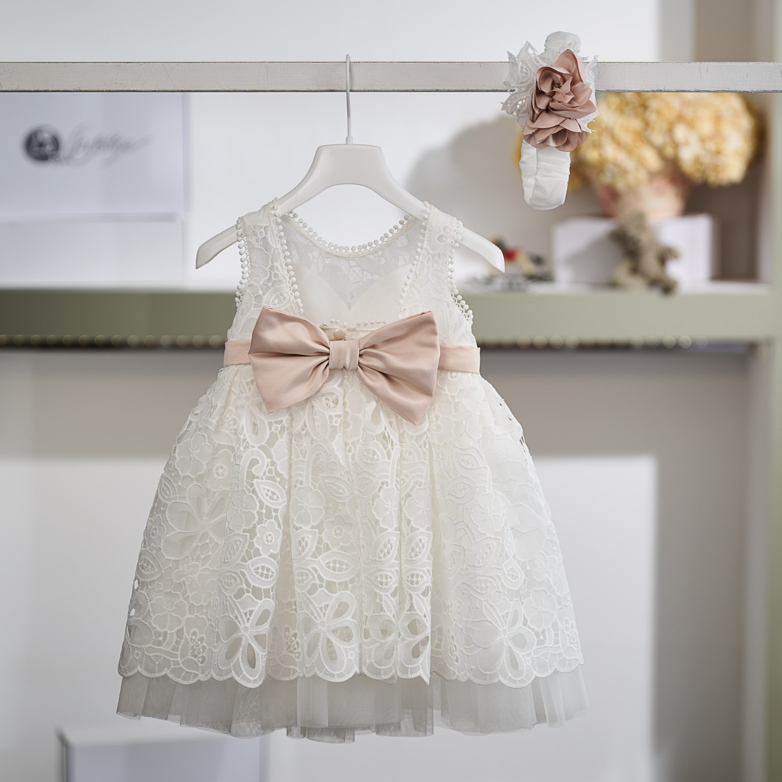 Βαπτιστικό Φόρεμα Κοριτσιού 26Κ762 με Φλοράλ Μπροκάρ & Τούλι - Image 2