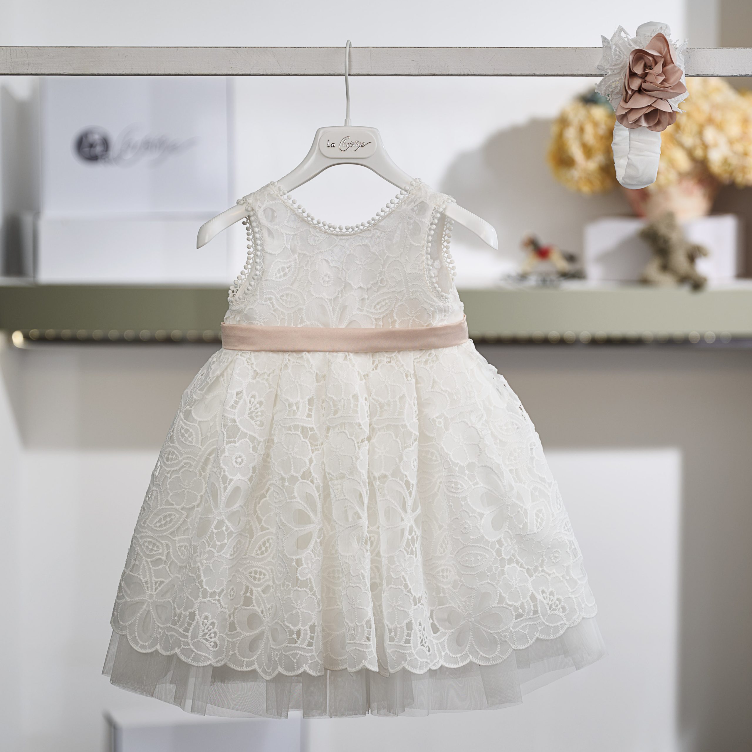 Βαπτιστικό Φόρεμα Κοριτσιού 26Κ762 με Φλοράλ Μπροκάρ & Τούλι